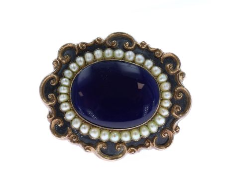 Victorian 9ct gold backed brooch with simulated pearl and enamel. Measures approx. 4.9 x 4.3cm. This brooch has been tested t