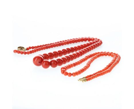 Antique Coral Gold Clasped Necklaces. Smaller necklace is stamped 9ct on the clasp. Longer necklace measures approx. 55.5cm. 