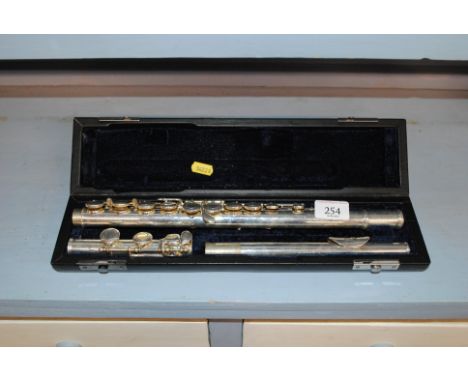 A J.P.111 cased plated flute