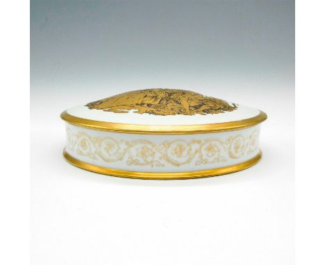 Hand painted cream enamel with gilded edge and decorated lid. Dish has delicate design and is gilded rimmed. Limoges France b