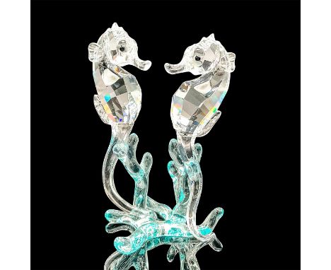 These seahorses form part of the â€œAquatic Worldsâ€ collection. Fully faceted clear crystal sea horses with Jet crystal eyes