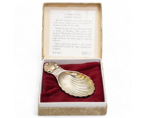 Modern silver caddy spoon with shell shape bowl Birmingham 1973, boxed