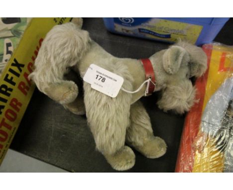 Steiff Doll - button missing