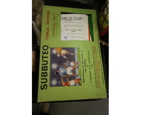 Subbuteo 'Continental Display' Set