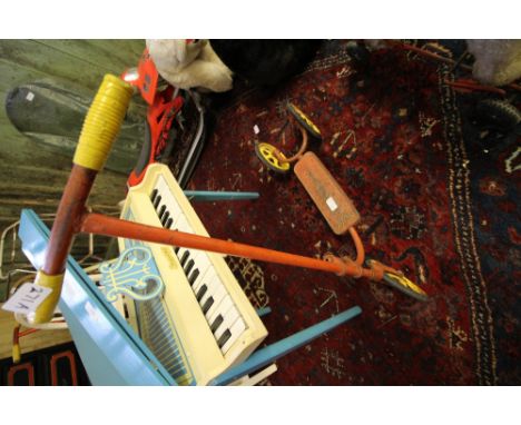 Vintage child's scooter, Mobo
