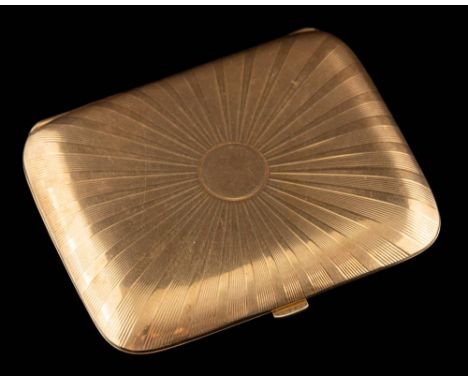 A gold vesta case: with engine-turned sunburst decoration, stamped '14' and numbered '3132' approximately 59mm long, 30gms gr