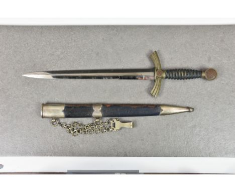 Guernsey German Occupation interest - A German Third Reich 1st pattern Luftwaffe dagger, the double edge steel blade stamped 