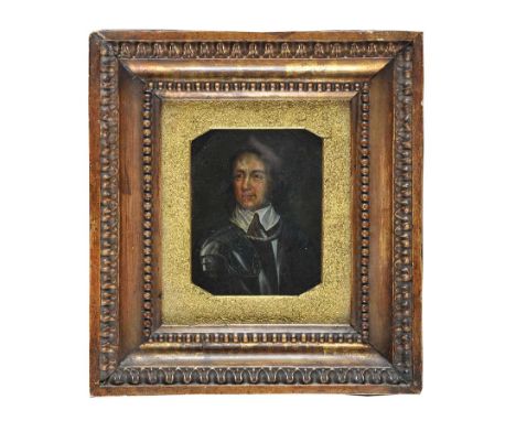 19TH CENTURY SCHOOL - PORTRAIT OF A GENTLEMAN, OIL PAINTING, 5 X 4 INCHES