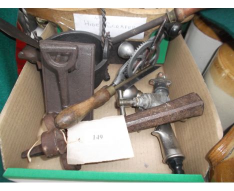 Collector's lot of unusual hand tools incl. a believed Romany Gypsy anvil, hide scraper handled knife with serrated edge etc.