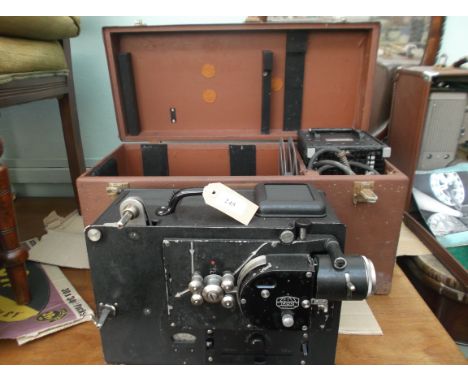 Early Zeiss Icon projector with accessories in carrying case