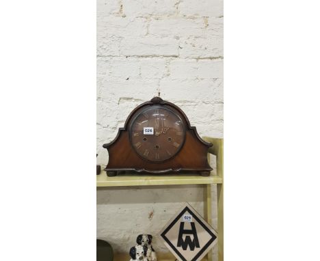 MANTLE CLOCK 
