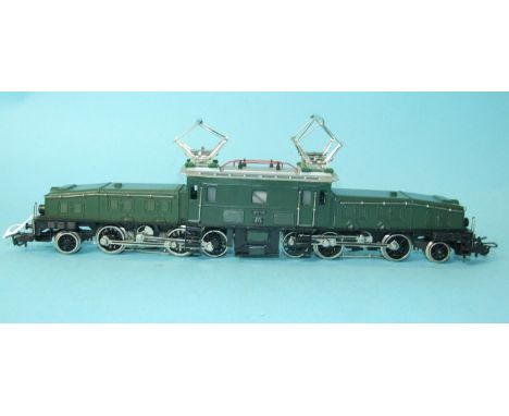 Märklin HO gauge, 3015 3-rail Swiss Railway 2-6-6-2 "Crocodile" electric pantograph locomotive, (no box).