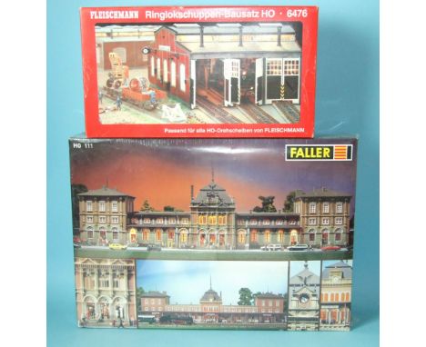 A Faller HO III Bahnhof Neustadt (railway station) kit, complete set, still sealed and unopened and a Fleischmann 6476 engine