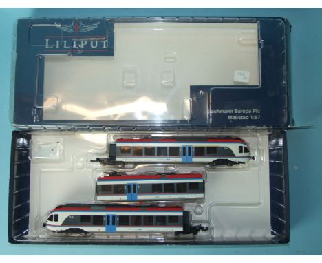 Bachmann Liliput HO gauge, 3-car set L133973 Regionaltriebwagen Flirt ET130 BLB Epoche V, (boxed).