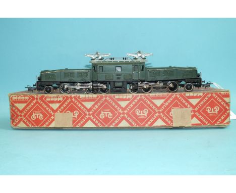 Märklin HO gauge, 3015 3-rail Swiss railway 2-6-6-2 'Crocodile' electric pantograph articulated locomotive CCS 800, (central 