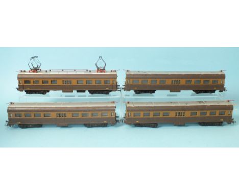 Rivarossi HO gauge, a railcar set consisting of FNM A2002 twin-pantograph power car, together with three V2002 coaches, no bo