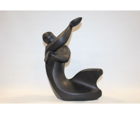 A MODERNIST CERAMIC FIGURE 