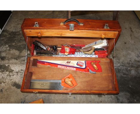 A CARPENTERS TOOL BOX WITH CONTENTS AND TWO WOODEN TOOL BOXES, A ZINC BUCKET AND A PAIR OF VINTAGE WOODEN STEP LADDERS