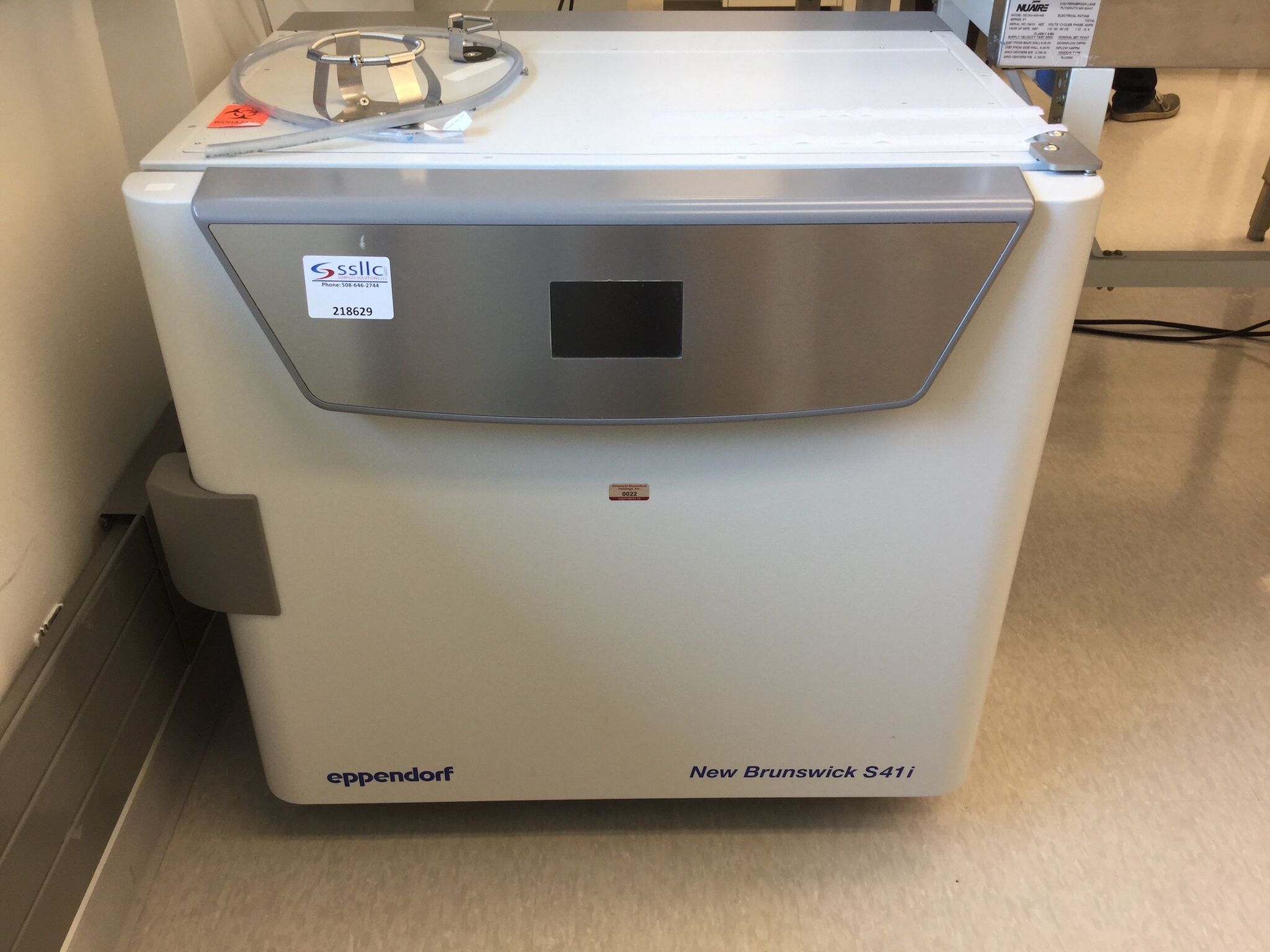 Eppendorf New Brunswick S41i Shaker Incubator, Electrical 120V, 60Hz