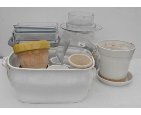 A collection of assorted glass and ceramic pots and vases. Tallest measures; 24cm.