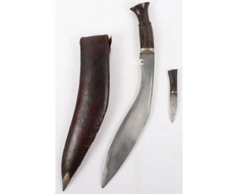 Gurkha Kukri Knife, with polished horn handle and nickel silver top plate. Housed in its leather covered wooden scabbard. One