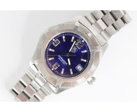 A gentleman's Tag Heuer Professional 2000 Exclusive 200m stainless steel wristwatch, circular royal blue dial with Arabic num