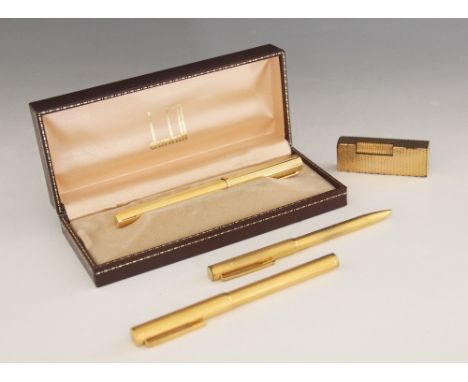 A Dunhill fountain pen with 18ct gold nib, 13.5cm long, complete in box, together with a further Dunhill fountain pen with 14