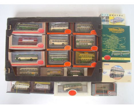 Gilbow exclusive first edition die cast models of Maidstone and District buses including limited edition gift set of two (15)