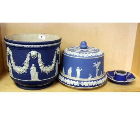 A large Wedgwood planter, Stilton dish and centrepiece, planter Dia. 26cm, H. 23cm.