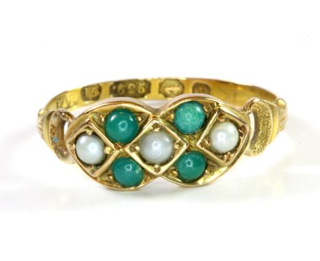 An antique 15ct yellow gold turquoise and seed pearl set ring, (O).