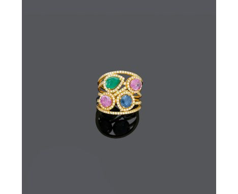 SAPHIR-SMARAGD-DIAMANT-RING.Gelbgold 750, 6g.Dekorativer Ring, die durchbrochene Schauseite besetzt mit 2 pinkfarbenen und 1 