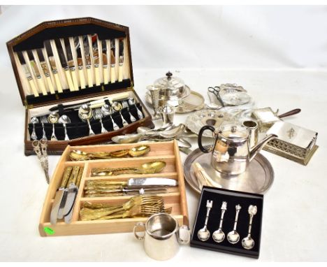 A small quantity of assorted silver plate including salver, flatware, etc.Additional InformationGeneral wear, denting, tarnis