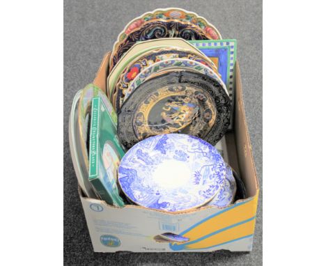 A box of assorted collector's plates and wall plates, Copeland Spode blue and white china etc 
