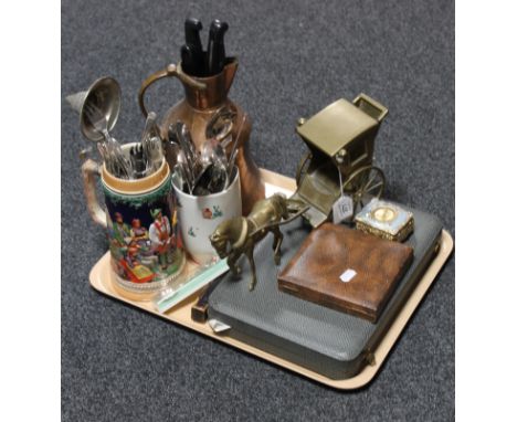 A tray containing cased cutlery, brass horse and carriage, trinket box, antique copper jug, beer stein etc