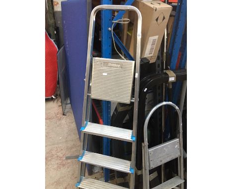 Aluminium step ladders  
