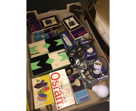 Box of vintage camera bulbs  