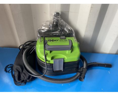Exakt PTV 700 Power take-off vacuum. All tools are sold as seen and untested.  Please note this lot has the standard Ewbank's