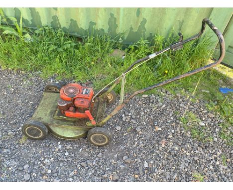 Hayter Hayterette rough cut petrol lawn mower.  Fitted with Briggs & Stratton engine.   Please note this lot has the standard