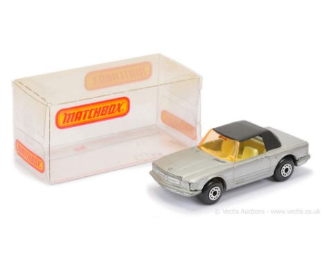 Matchbox Superfast 6b Mercedes 350SL - metallic silver body with black plastic roof, light amber windscreen, pale yellow inte