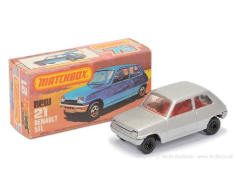 Matchbox Superfast 21c Renault 5TL - metallic silver body, clear windows, red interior, silver painted base, black dot-dash w