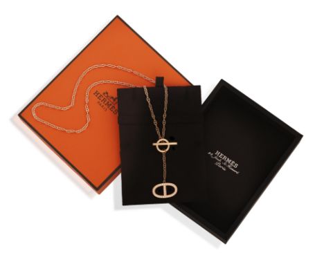 HERMÈS: A DIAMOND 'CHAÎNE D'ANCRE CONTOUR PENDANT' NECKLACE, CIRCA 2024The anchor-link chain with toggle clasp, suspending an