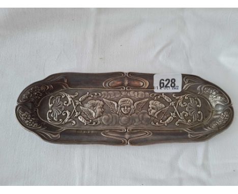 An Art Nouveau pen tray with stylish border and cherub centre, 9" wide, Birmingham 1901 by D&amp;F, 86g