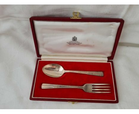 Christening set of a boxed spoon and fork. Birmingham 1950. 42 gms