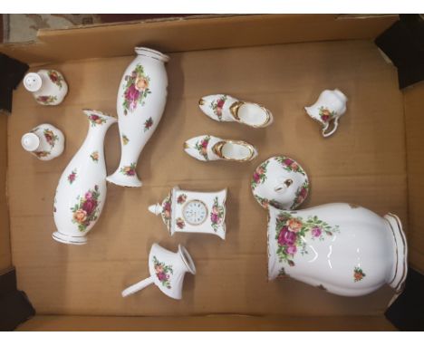 Royal Albert Old Country Roses items to include fancies, lidded pot, small clock etc (1 tray). 
