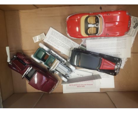 A collection of Franklin Mint 1: and similar scale vehicles to include 1935 Mercedes Benz 770k, 1938 Rolls Royce phantom III,