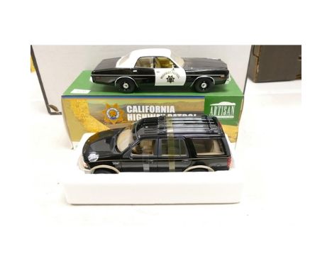 Boxed 1:18th Scale Model Car Ford Expedition &amp; Green Light Artisan Californian Highway Patrol(2) 