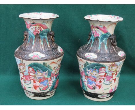 PAIR OF HANDPAINTED ORIENTAL STYLE CERAMIC VASES, DECORATED IN THE FAMILLE ROSE-VERDE MANNER AND WITH BATTLE SCENES THROUGHOU