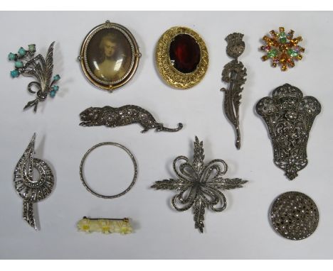 PARCEL OF SILVER AND OTHER BROOCHES AND BABY BANGLE 