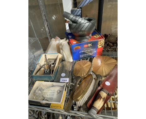 AN ASSORTMENT OF ITEMS TO INCLUDE A DRESSING TABLE SET, A PESTLE AND MORTAR AND CLIPPERS ETC