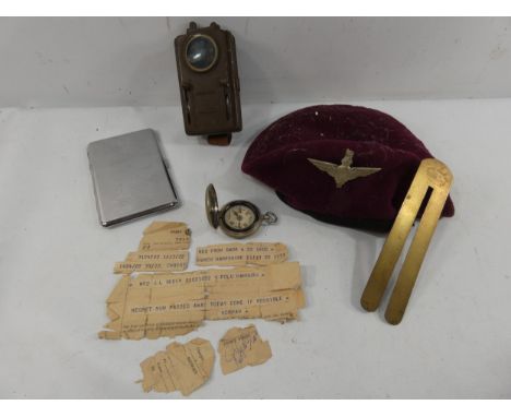 A VINTAGE PARACHUTE REGIMENT BERET AND BADGE, BRASS BUTTON CLEANING SLIDES, COMPASS, TORCH ETC